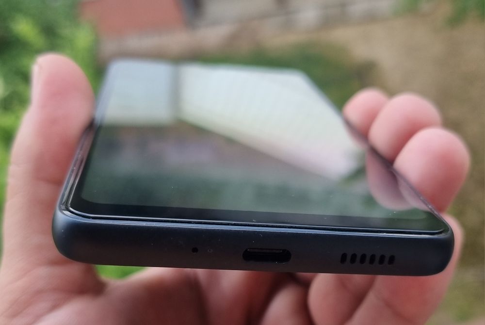Samsung A33 ca nou, 10/10, fără zgârieturi, folie de protecție