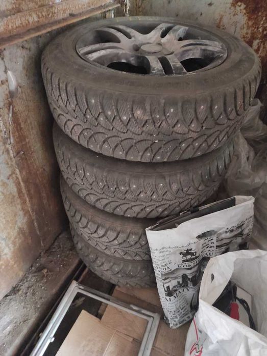 215/60/16 215/65/16 195/65/15