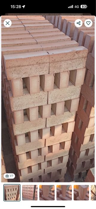 Красный жженый кирпич