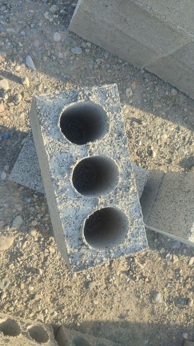 Шлакаблок строительный 19*39