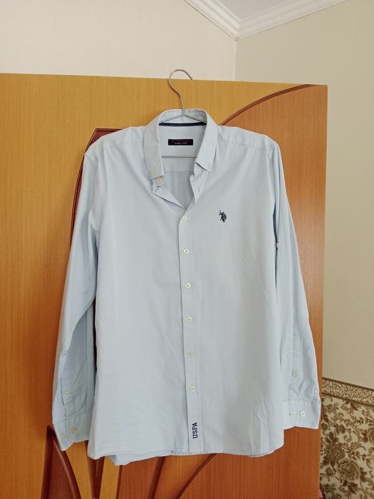 Рубашки мужские .