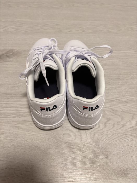 Обувки/кецове  FILA