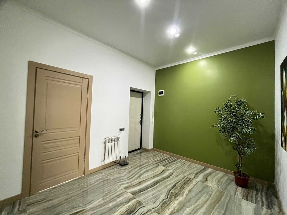 Продается Евродвшка мкр.Северо-Восток 2