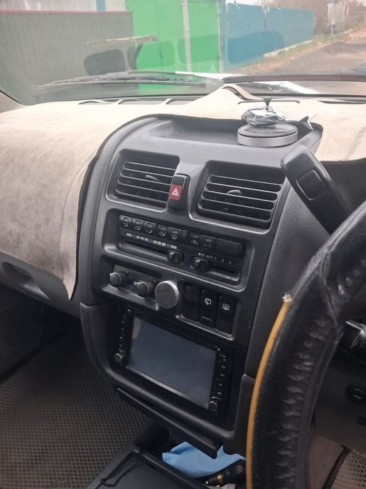 Продам автомобиль Mazda СРОЧНО