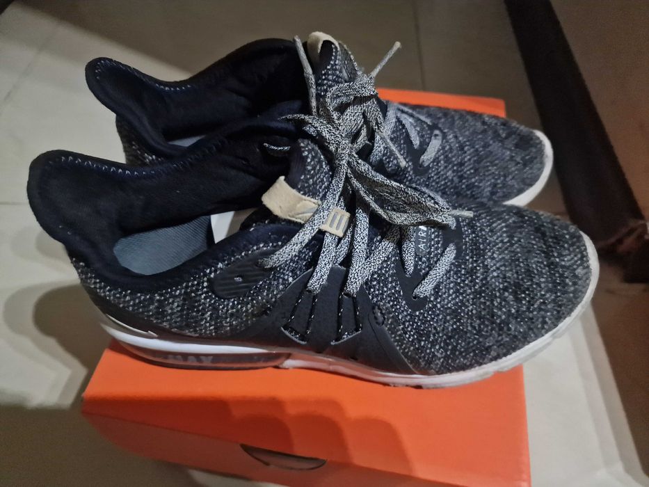 Дамски маратонки Nike Air Max 36,5 номер