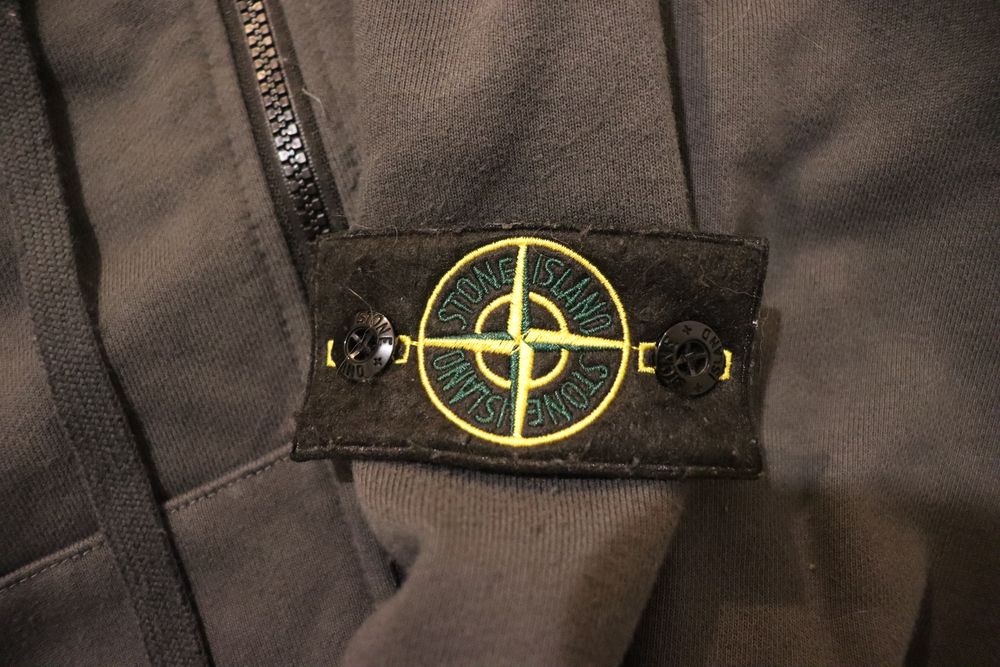 Суичър Stone Island M размер