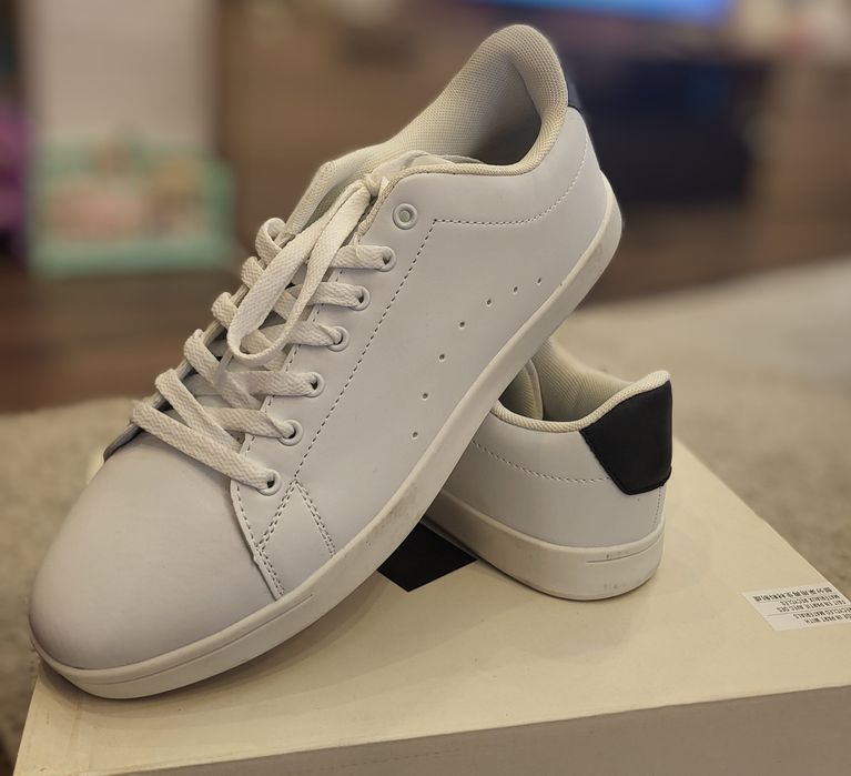 Мъжки маратонки бели, размер 43