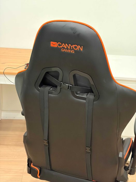 Игровое кресло Canyon Gaming