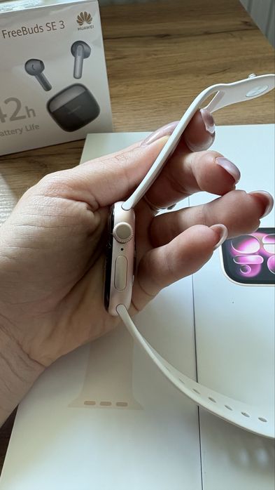 Apple Watch Series 11 GPS, 42mm, rose gold