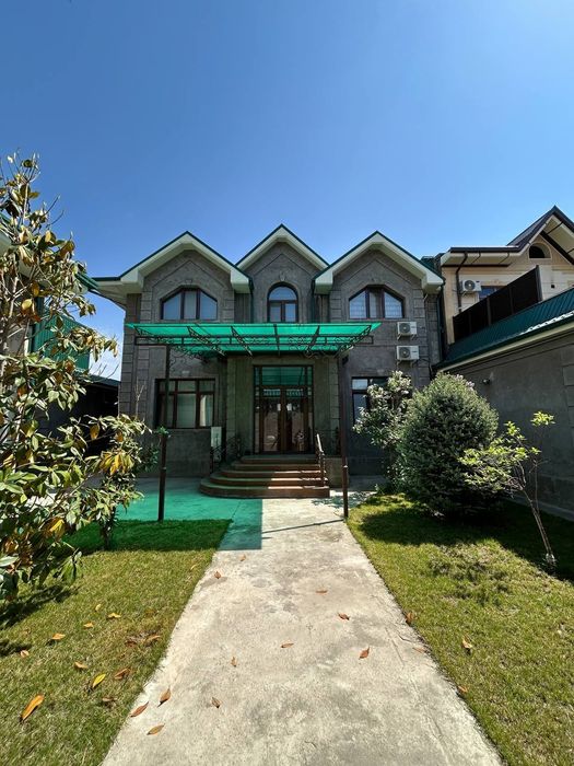 Бободехкон, Юнусабад! Продаётся дом 12 соток 7 комнат