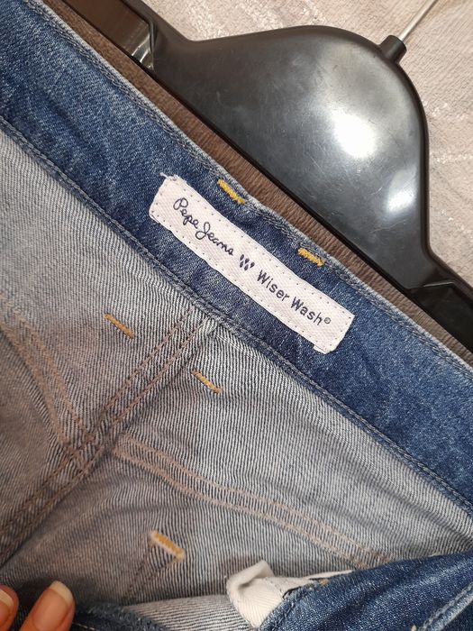 Джинсы молодёжные