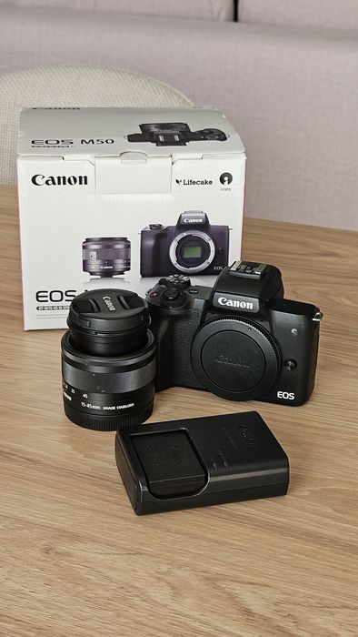 Aparat foto Canon M50 + Sigma 30mm