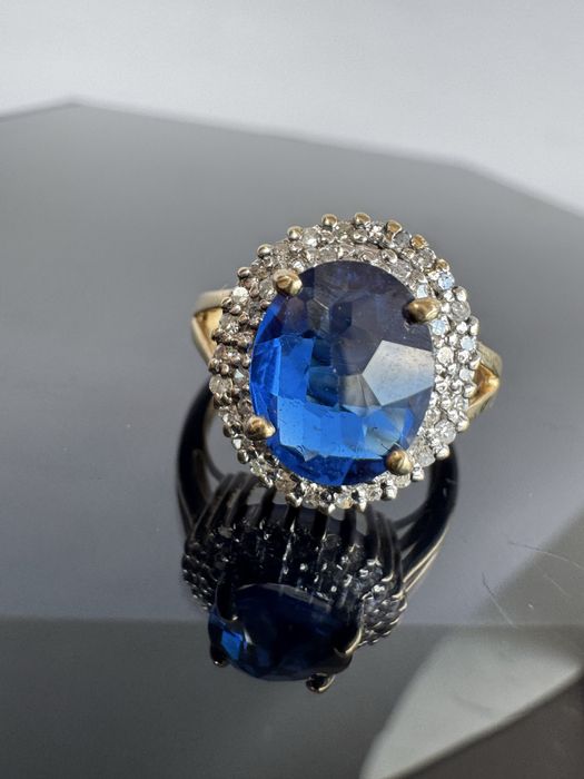 Inel din aur 9 k, safir si diamante