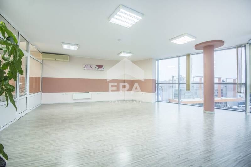 Продава се Магазин в София, Враждебна - 1623 кв.м за 2890 €/кв.м - Снимка #11