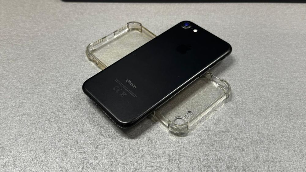 Продам айфон 7 в хорошем состоянии