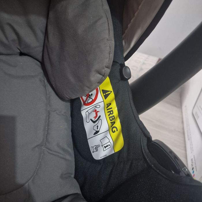 Детский автокресло люлька joie