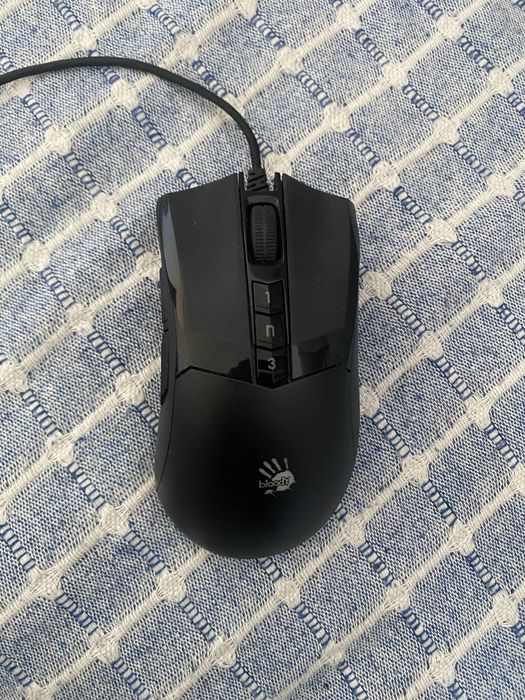 Bloody W90 Max, black