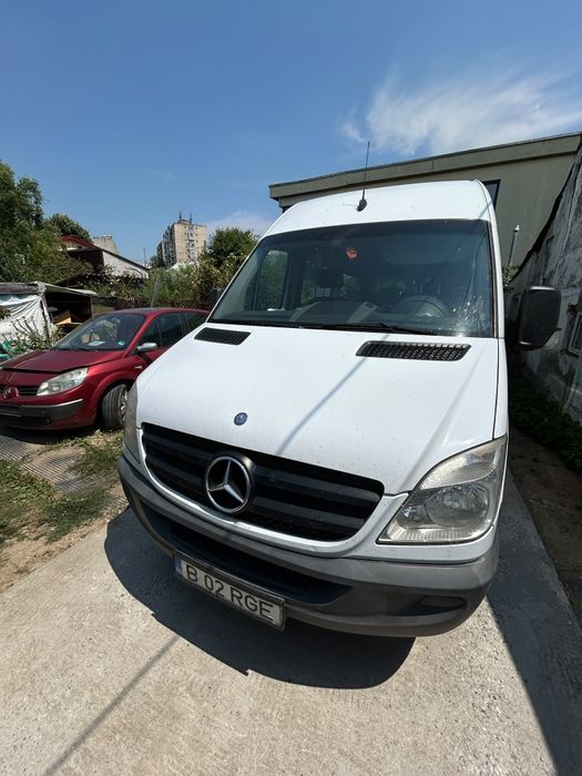 Propietar, Vând Mercedes Sprinter 8+1 Locuri, an fabricatie 2012