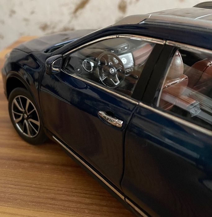 NISSAN X-TRAIL 2018 Мощаб 1:18 PAUDI Model