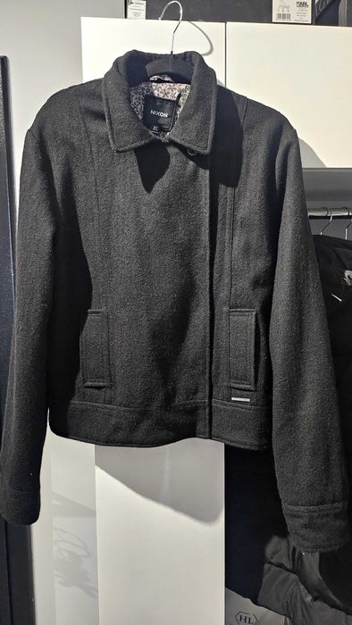Вълнено дамско  ново палто Nixon
