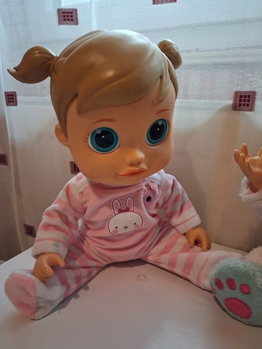 Păpuși interactive