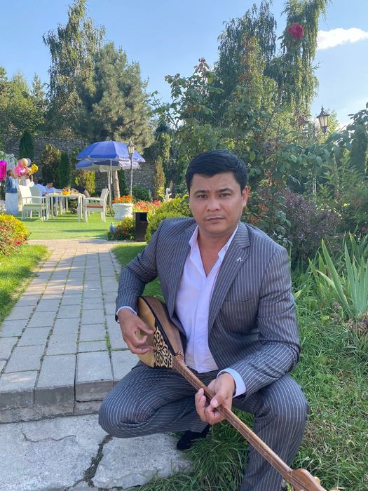 Тамада .Асаба Жүргізуші. Актер.