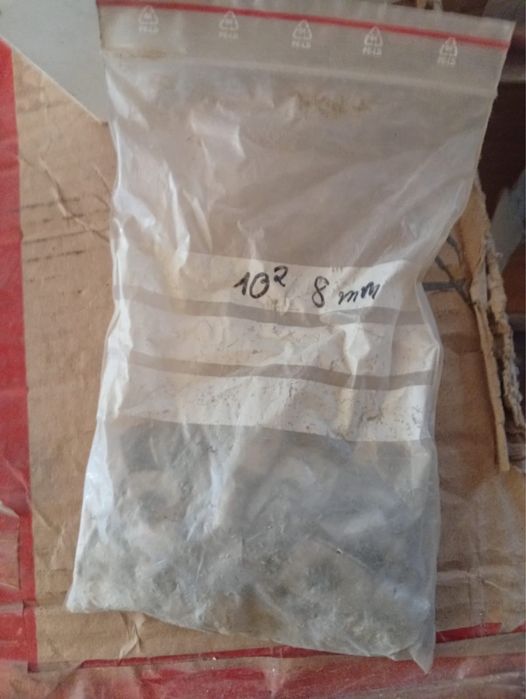 Продаю запчасти прочие старые металы