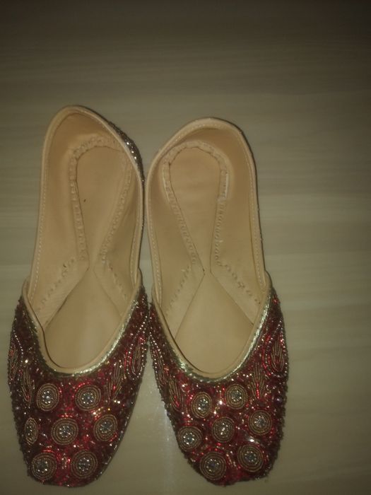 Тапочки женские...