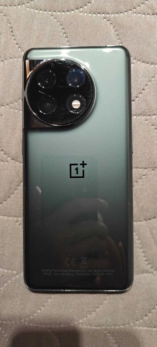 OnePlus 11 5G смартфон