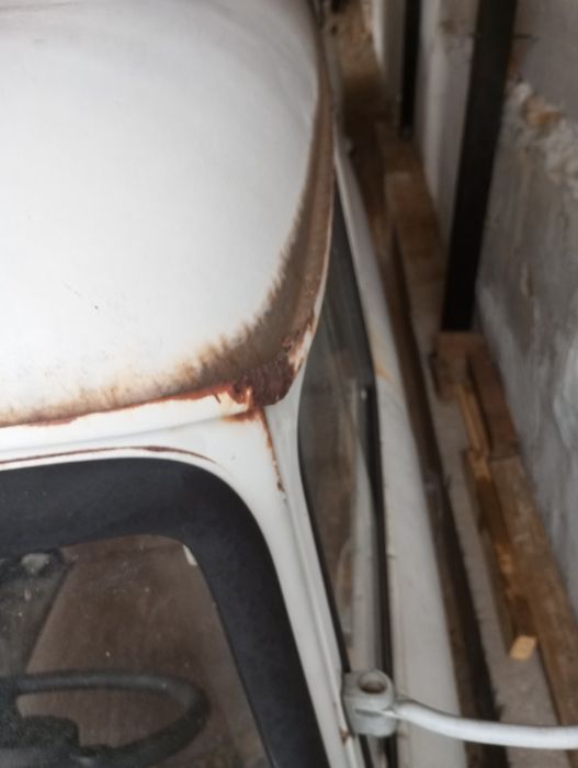 Продавам Баркас Б1000