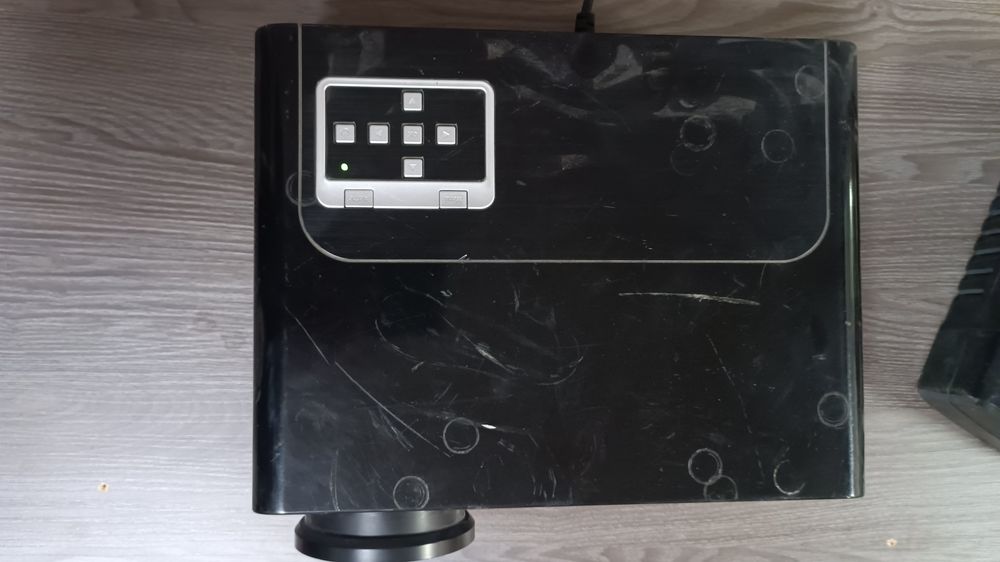 Проектор. Б/у. Работает