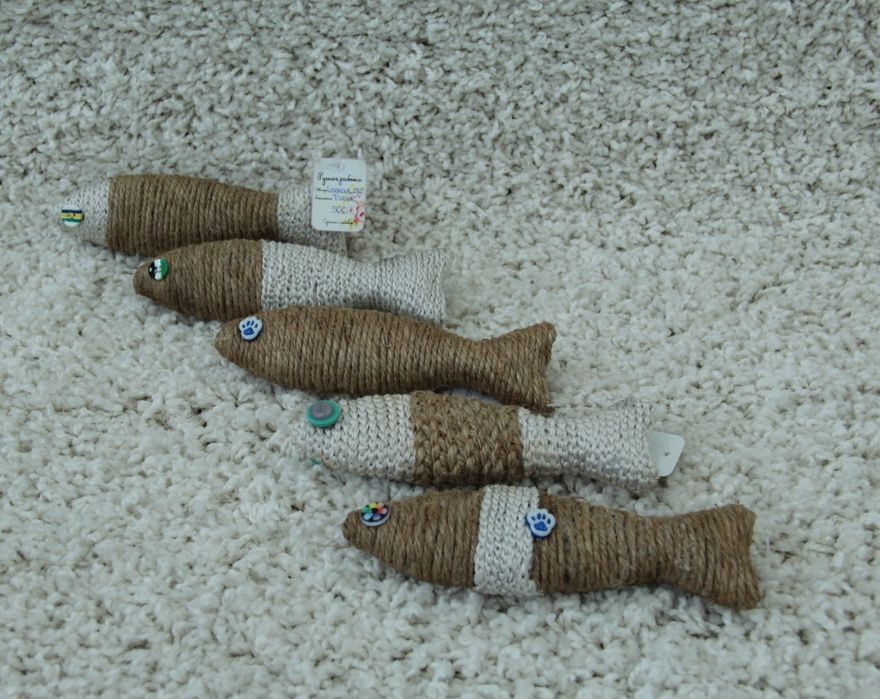 Игрушки для животных