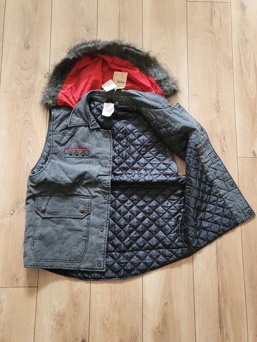 Мъжки елек с качулка