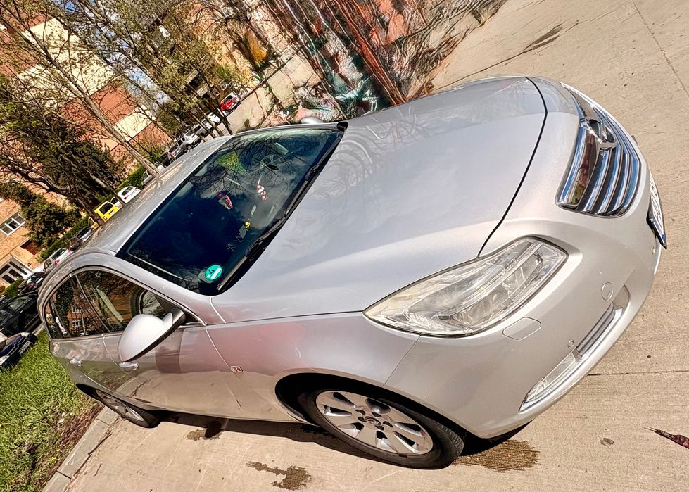 Vânzare Opel Insignia