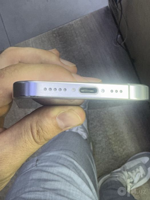 iPhone 15 pro 128gb