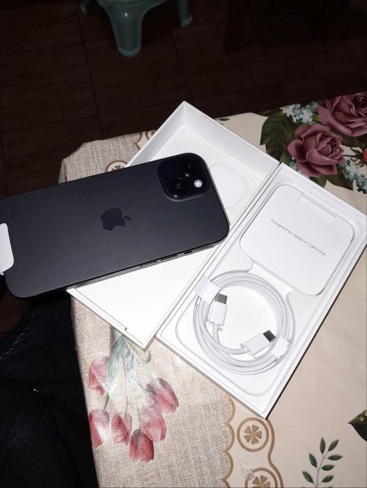 Iphone 15 de vanzare