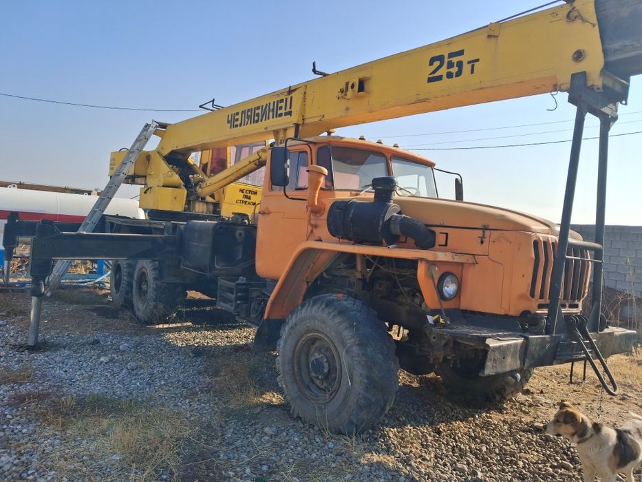 Урал-вездеход кран