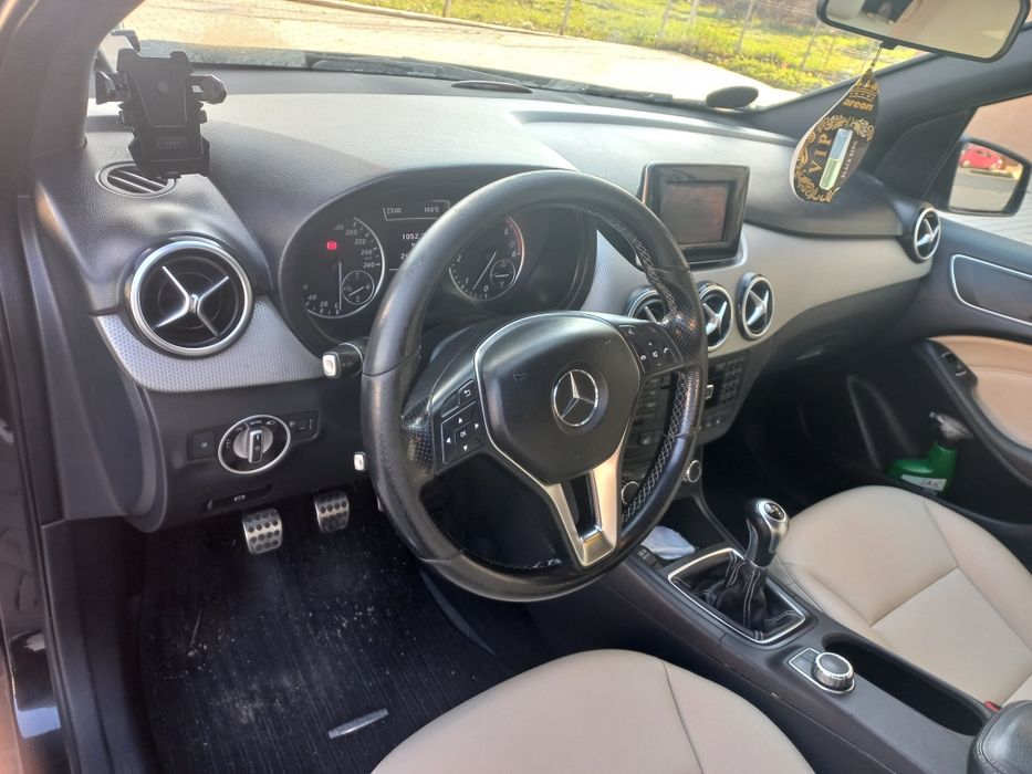 MERCEDES-BENZ B-Class 2012 — imagine 4