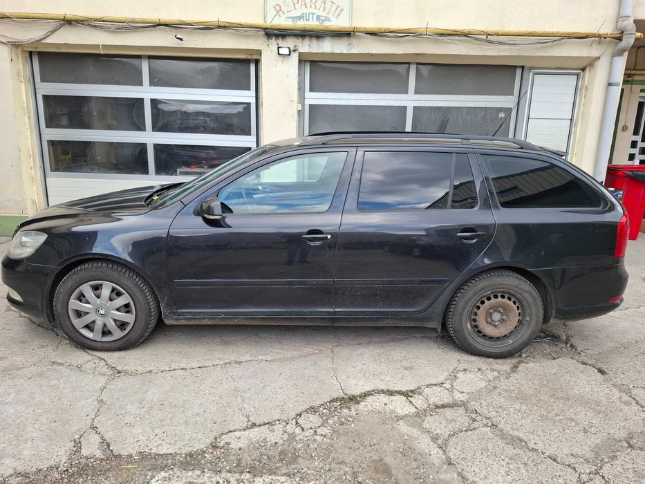 Škoda Octavia 2008 diesel, 2.694 € — imagine 5