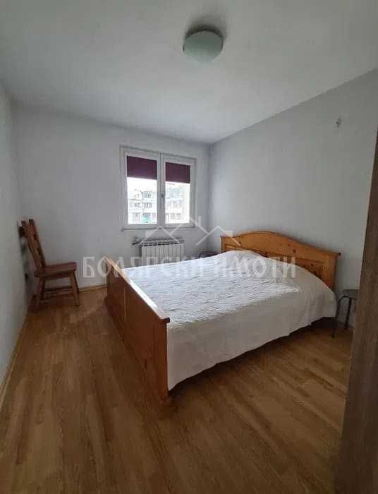 Дава се под наем Двустаен апартамент в Велико Търново, Център - 72 кв.м за 398.82 € - Снимка #6