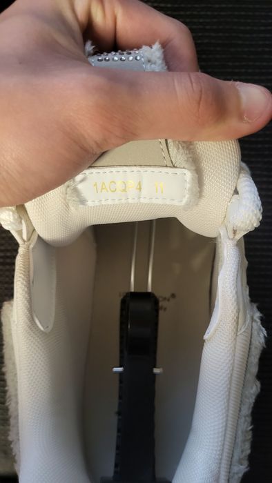 Louis Vuitton Skate White Swarovski