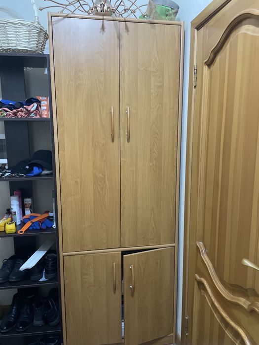 Продам шкафы