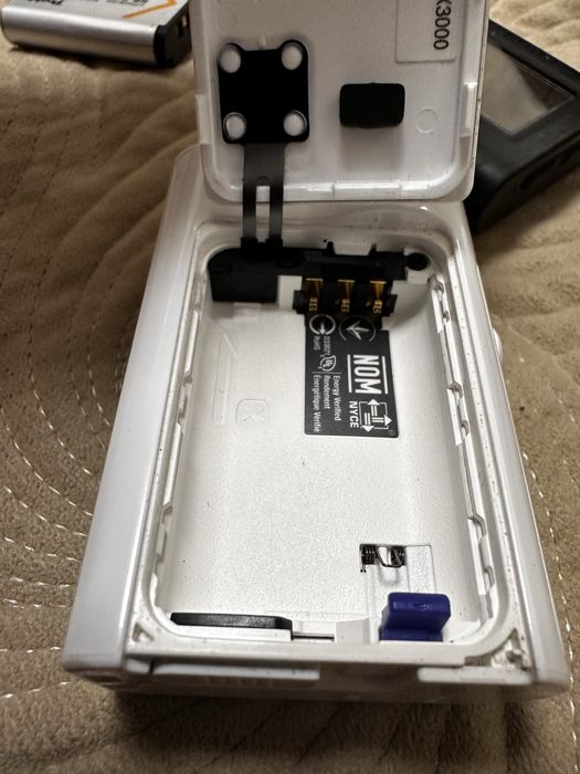 Продам Sony x3000