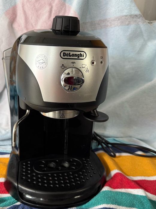 Espressor DeLonghi manula
