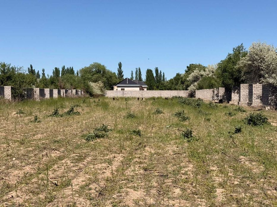 Земельный участок