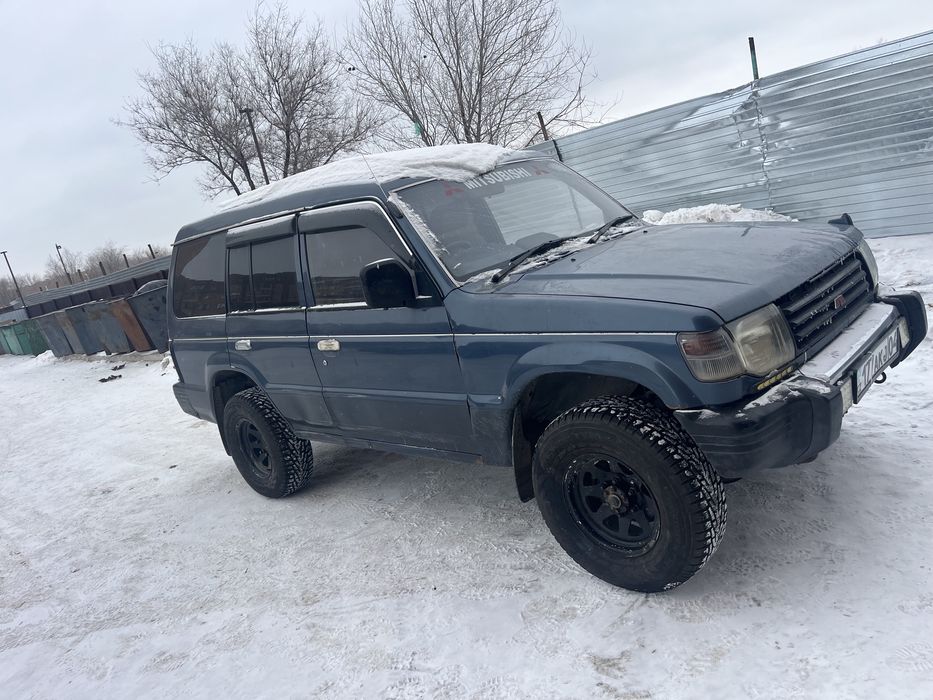 Митсубиси Паджеро 2