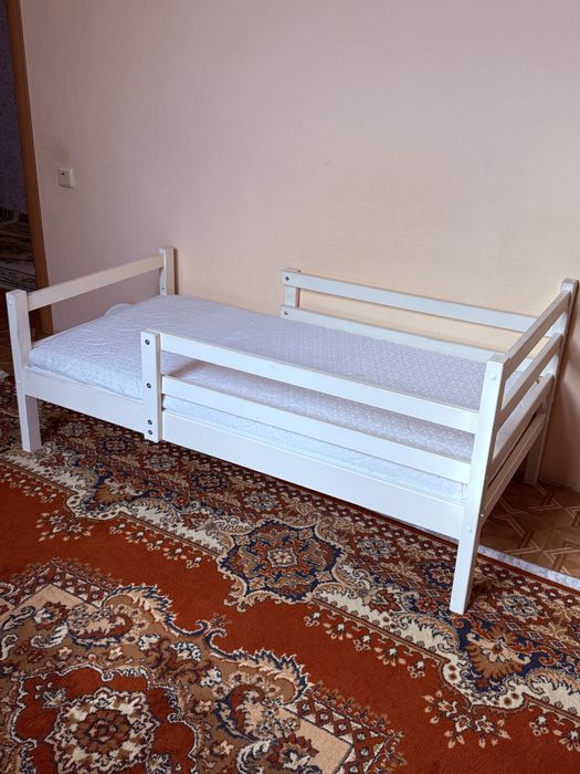 Детская кровать б/у