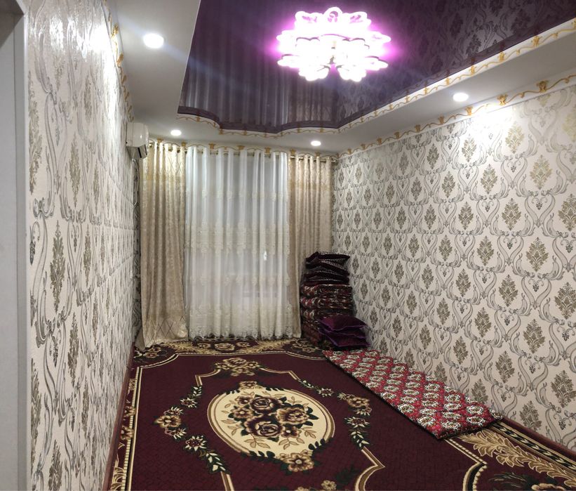 Xiva shaxrida shukrona bazar arqasinda