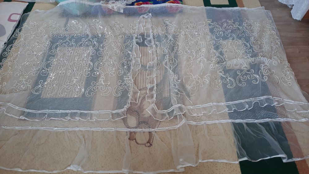 Продаются кухонные шторы б/у