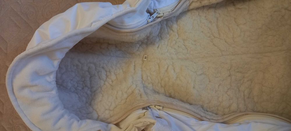 Продам детский комбинезон